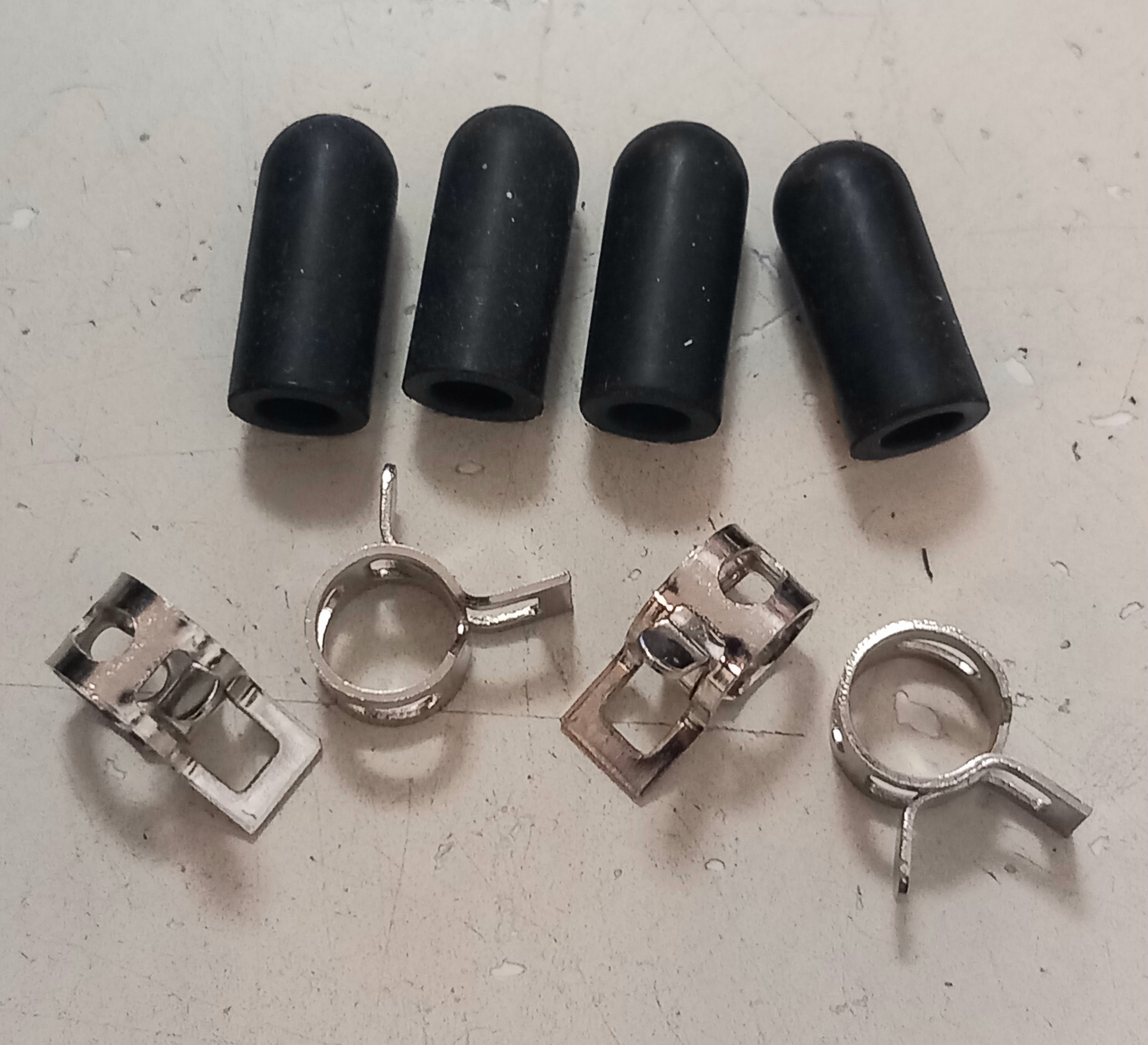 Universell gummiplugg 4.5mm - sats om 4 - 2