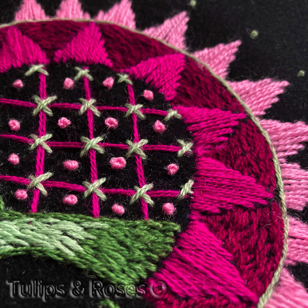 Beginners crewel embroidery kit Carnation