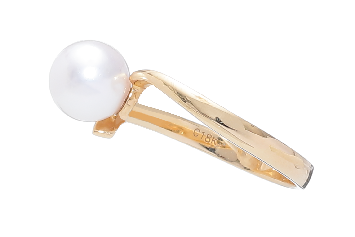 Akoya pearl ring set in gold - 3