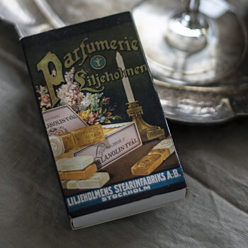  Parfumerie tändsticksask 