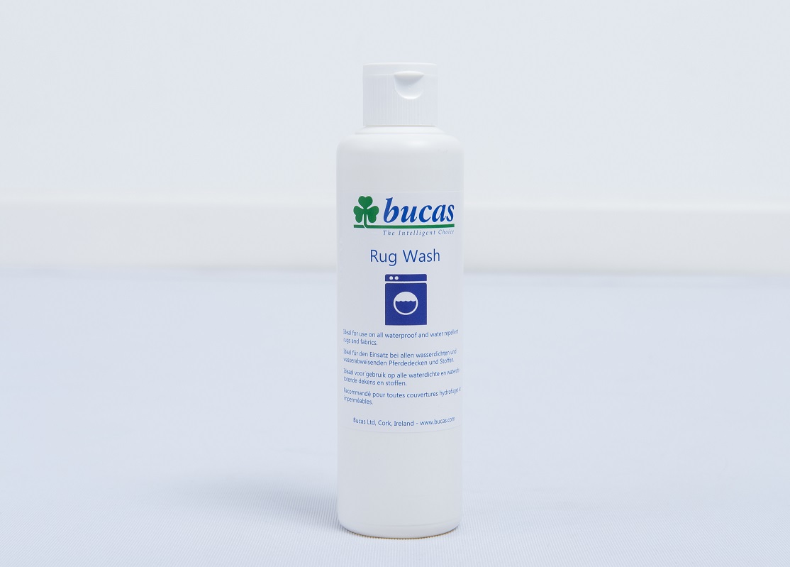 Bucas Rug Wash 250ml vaskemiddel til dekken