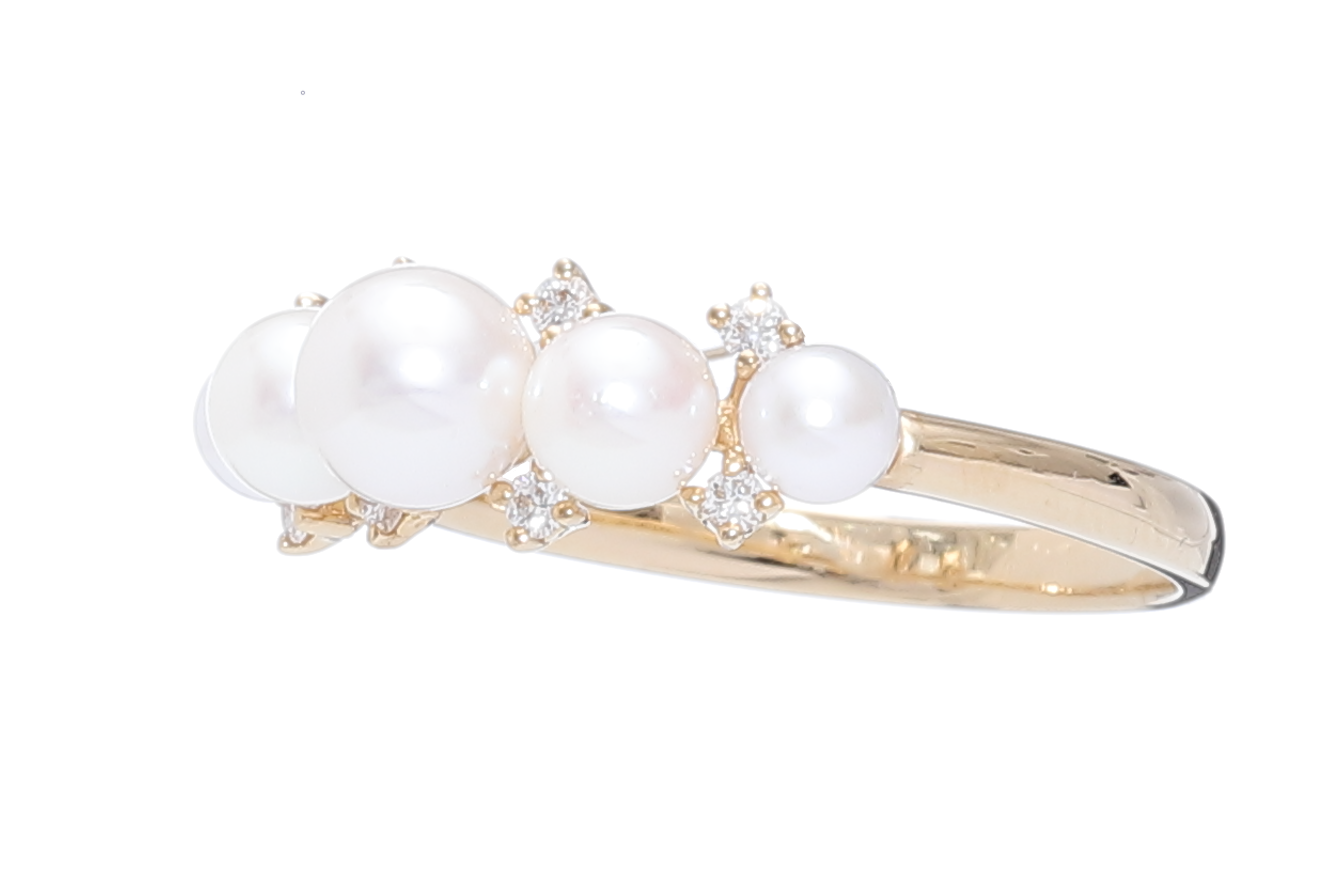 Akoya pearl ring set in gold with diamonds - 2