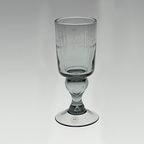 direkte rulletrappe konvertering Antique Wine glass 25 cl - Sweden Crystal Design