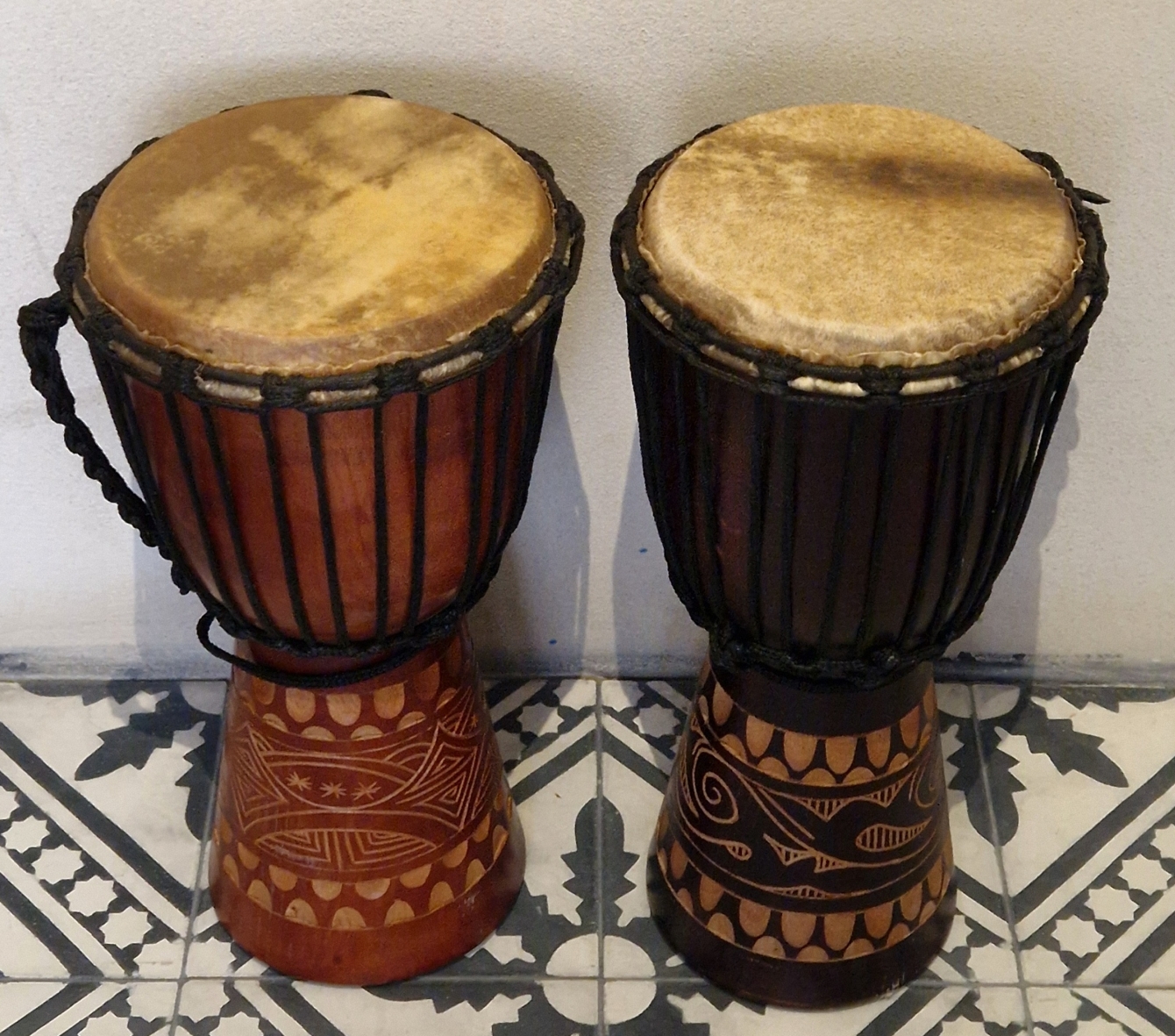 Djembetrumma - Light carved - 40cm - 2