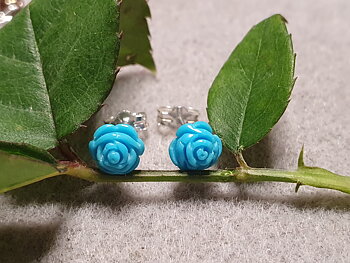 Turquoise sculpted rose approx. 6 mm, ear stud 925 silver