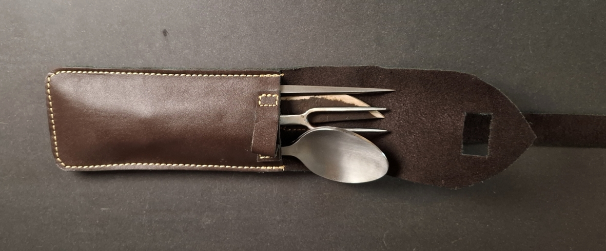Handsmidda Medeltida bestick Set av 4st med Fodral i Läder - 6