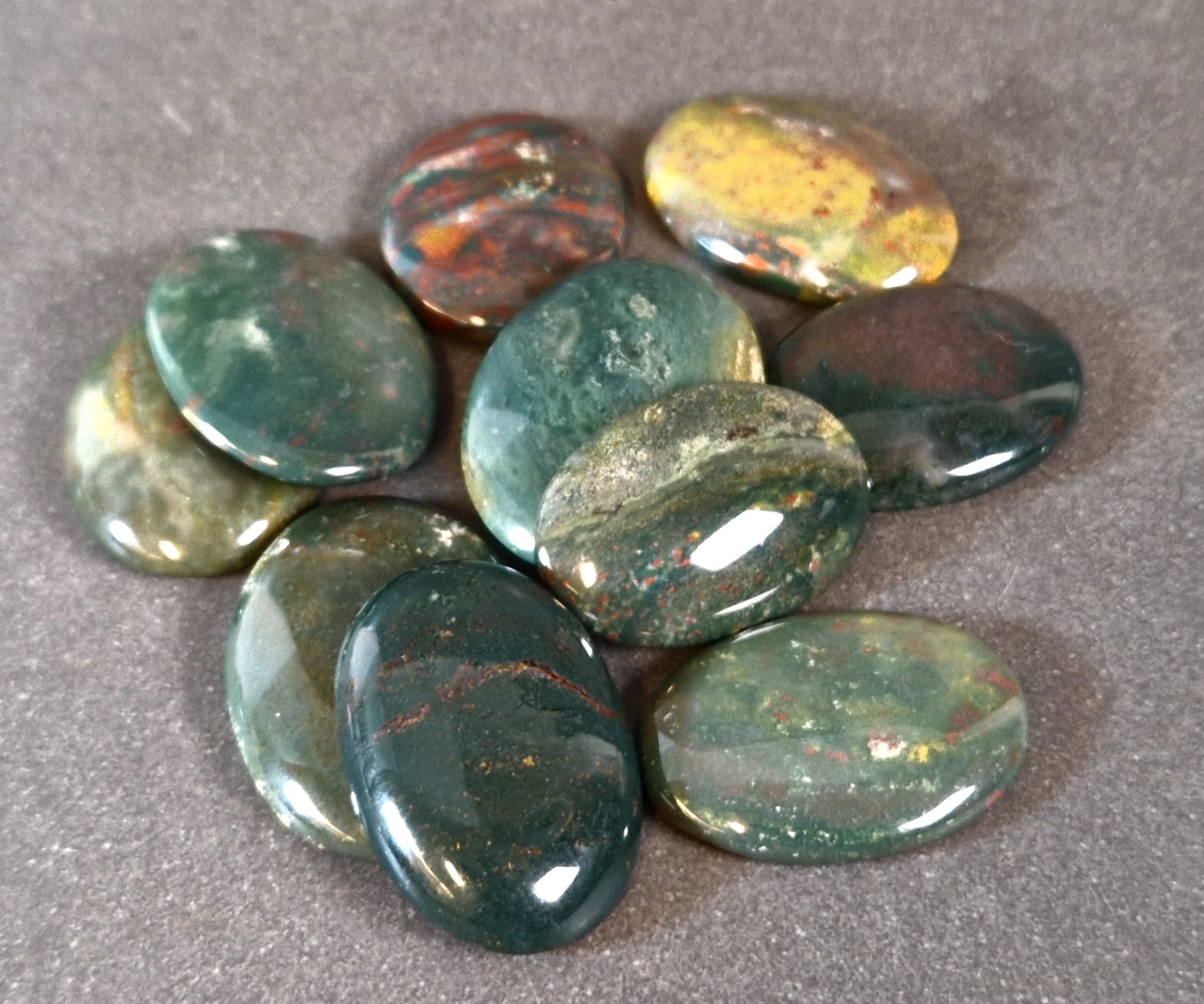 Indisk No Worry Stone /Bekymmer Sten, 35mm - Heliotrop