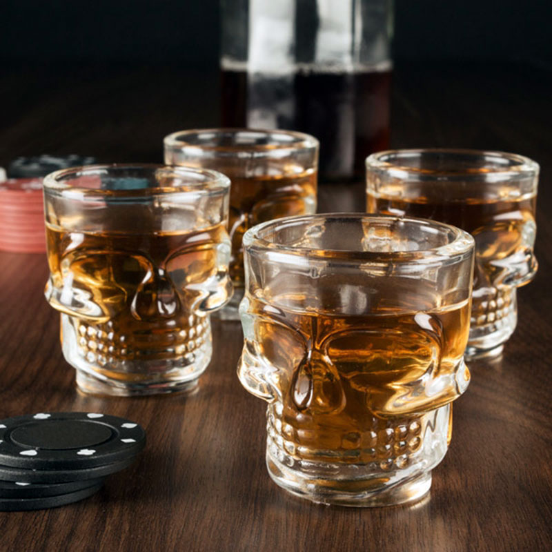 Dödskalle-Shotglas 4-Pack med dryck