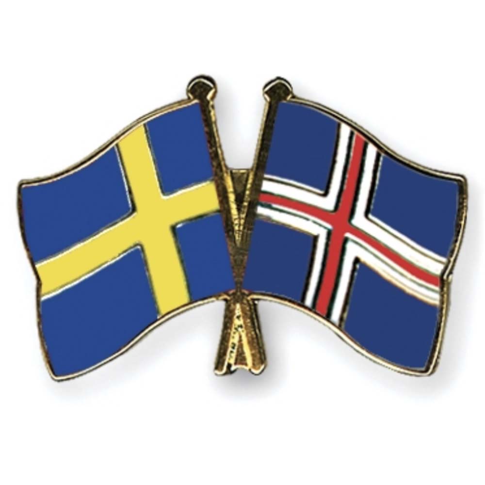 Pins Sweden-Island
