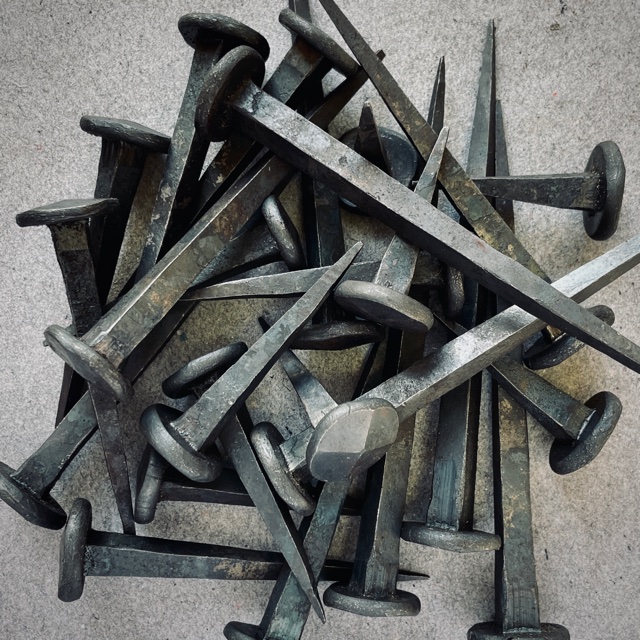 Taottu naula 40 mm – 1 kg