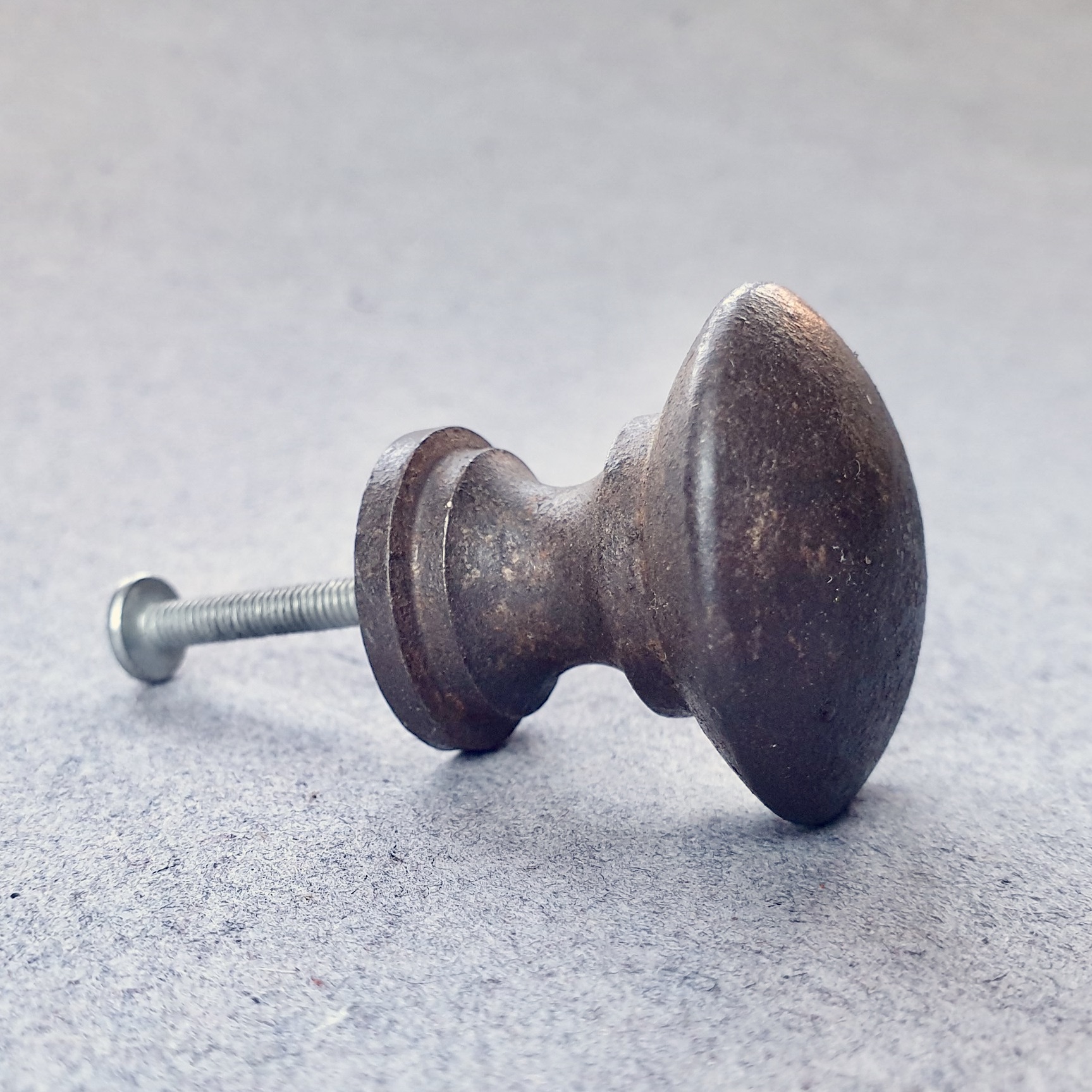 Iron knob, size S-M-L - 2