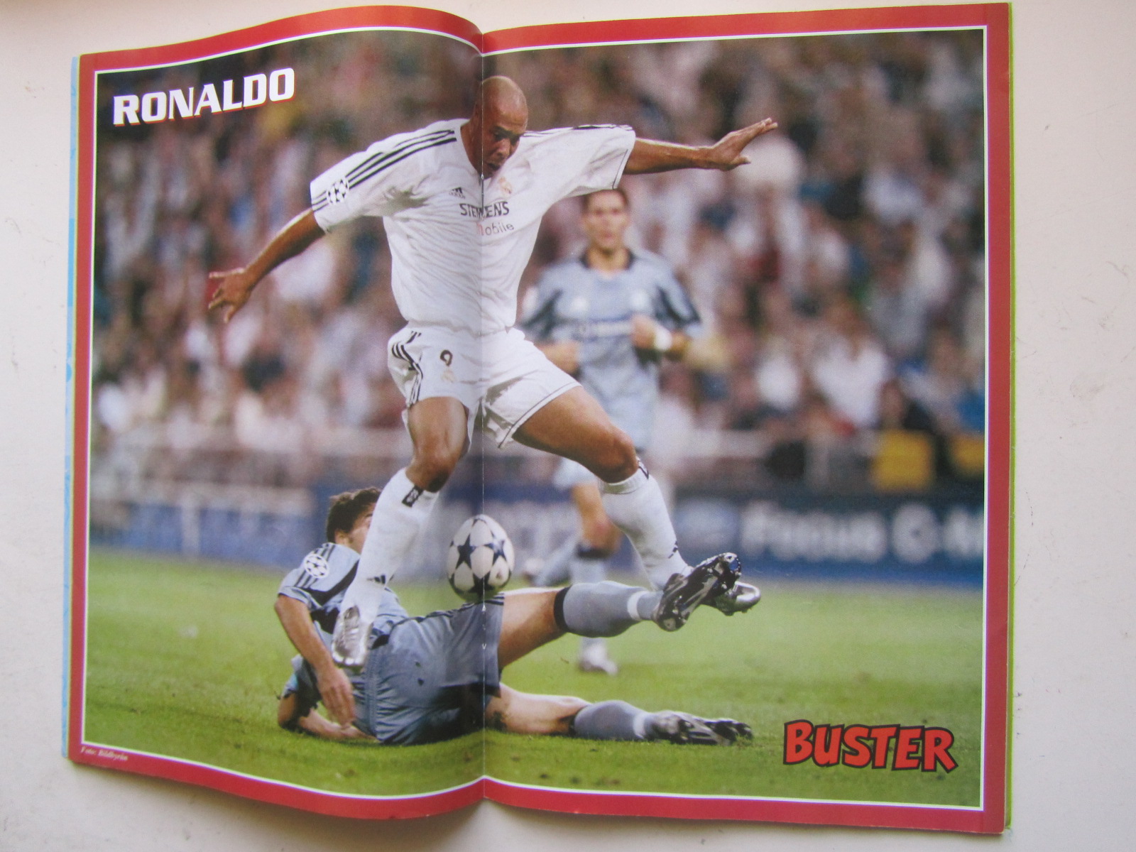 Buster 2004 02 - 3