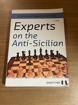 Antikvariskt - Experts on the Anti-Sicilian red. GM Aagaard/GM Shaw