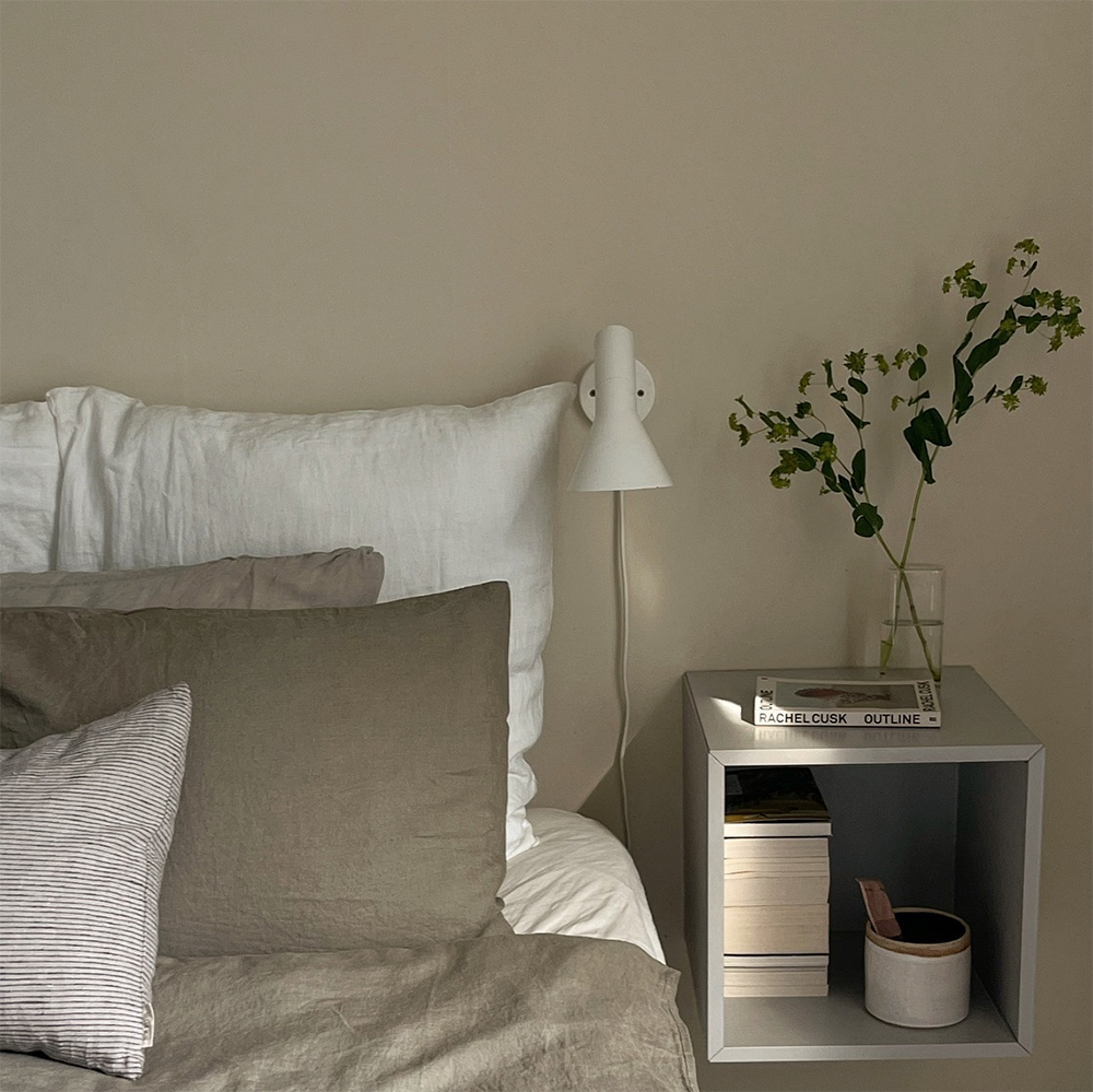 AJ Wall lamp - Louis Poulsen - 2