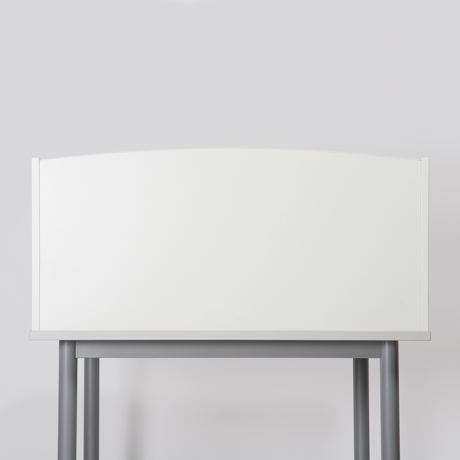 Småland Study / Workstation – compact study desk with divider/screen that creates a calm, more private workspace, ideal for libraries, schools and learning environments.