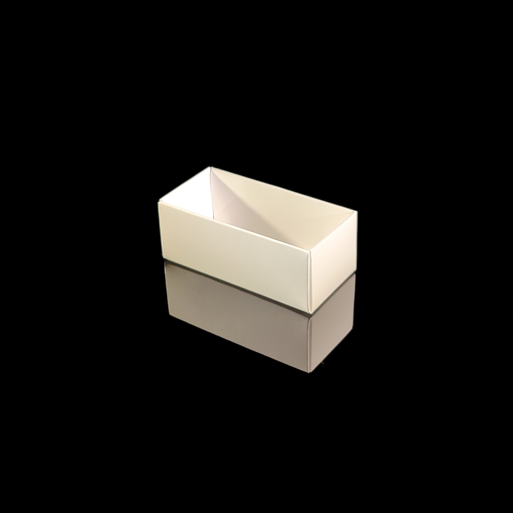 Base for 2-piece Praline Box, White