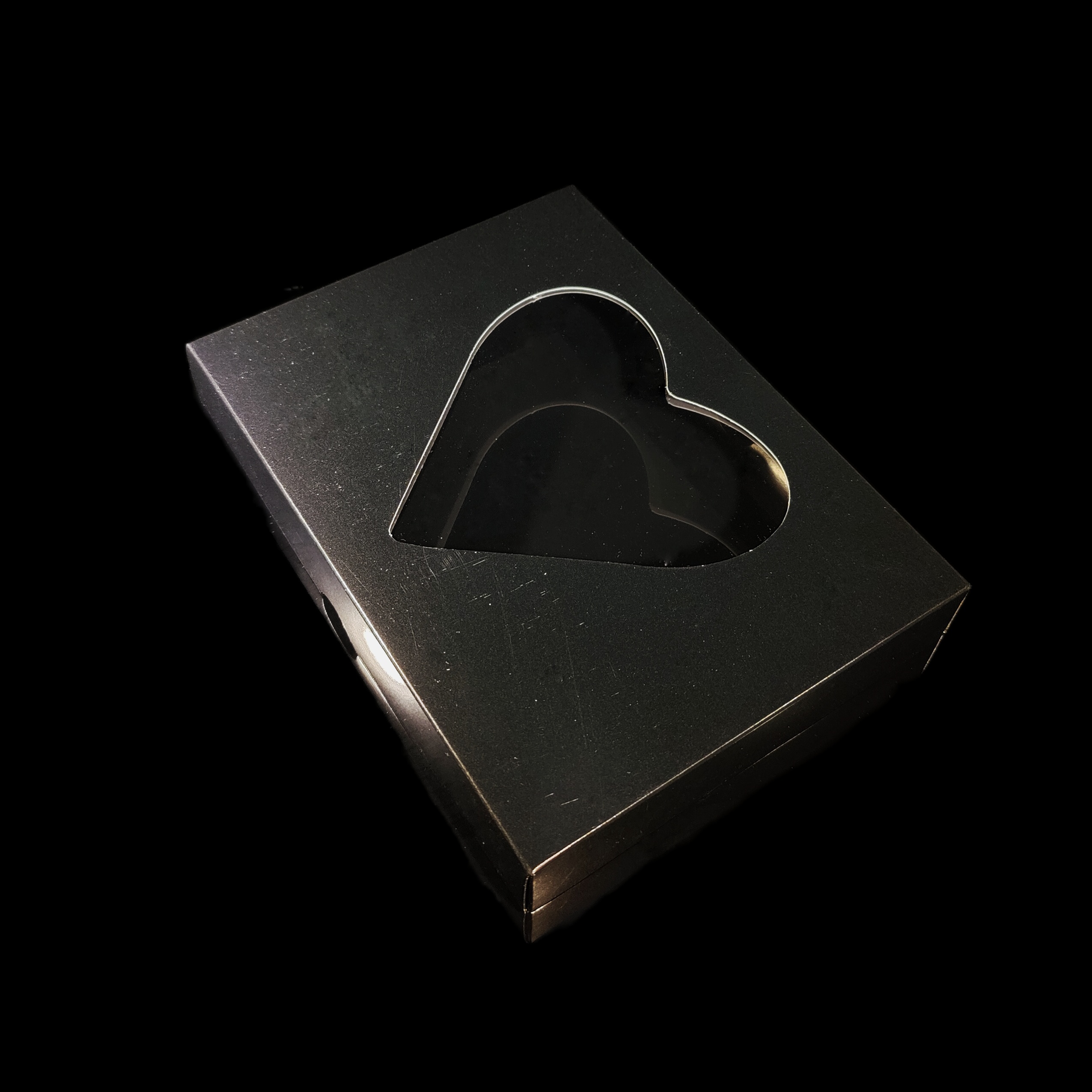 Lid for 24-piece Praline Box, Black Heart
