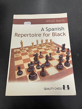 Antikvariskt - A Spanish Repertoire for Black av GM Mihail Marin