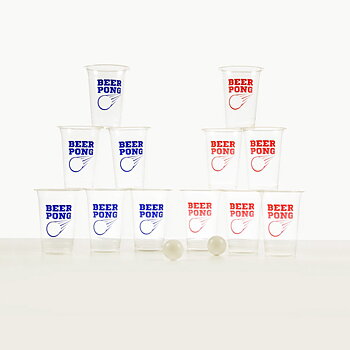 Beer Pong Kit blåa och röda muggar och pingisbollar