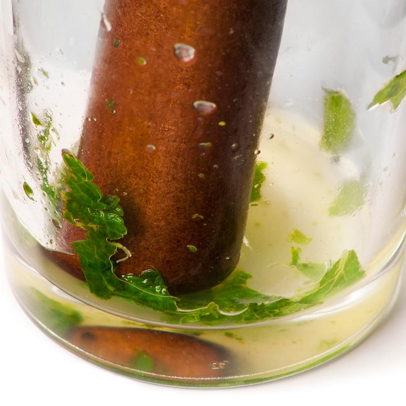 Muddlar mynta i glas