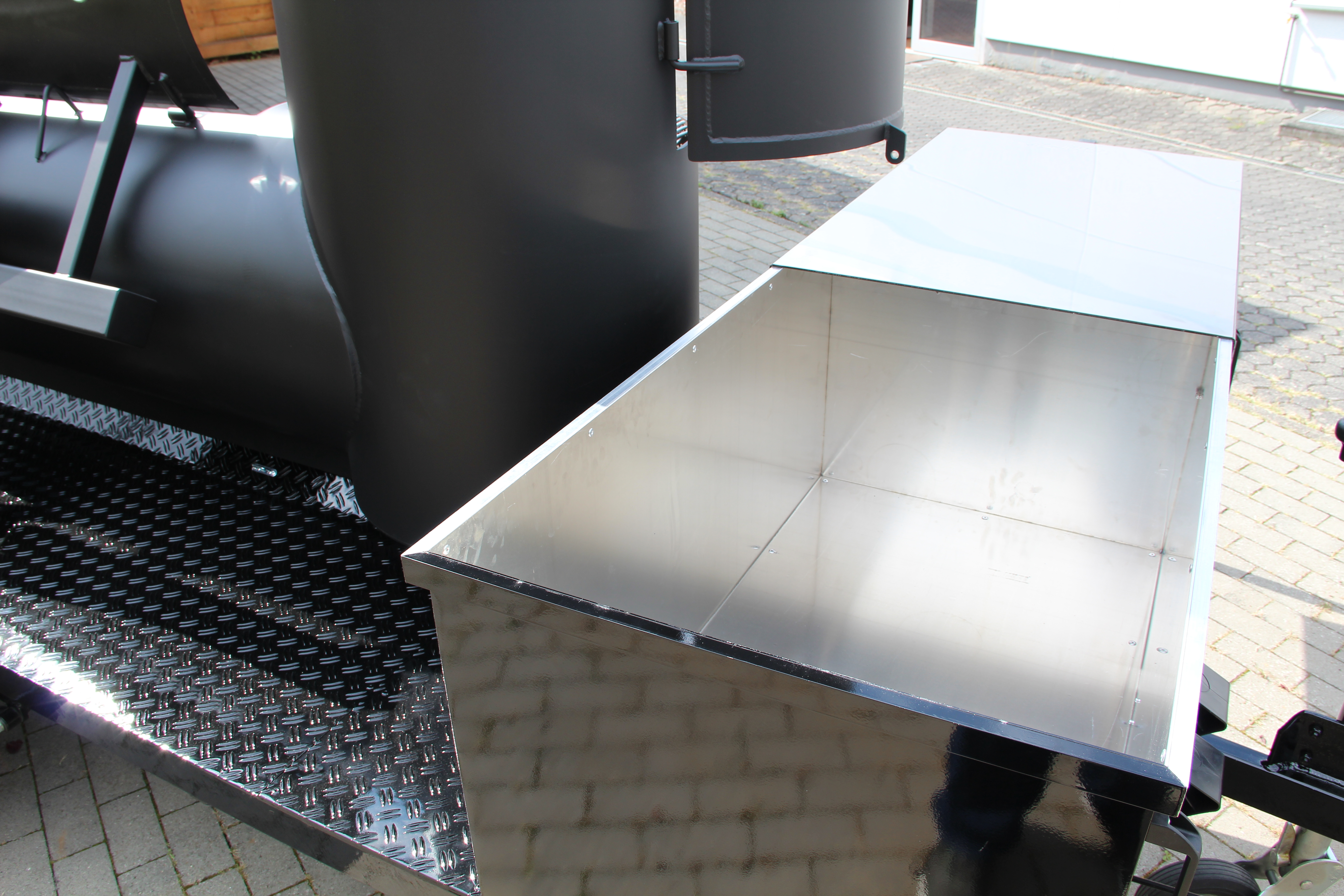 Joe's Barbeque Smoker 24" Extended Catering Trailer - 15