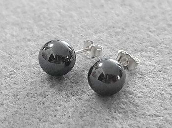Hematite 8 mm ball ear stud, 925-silver