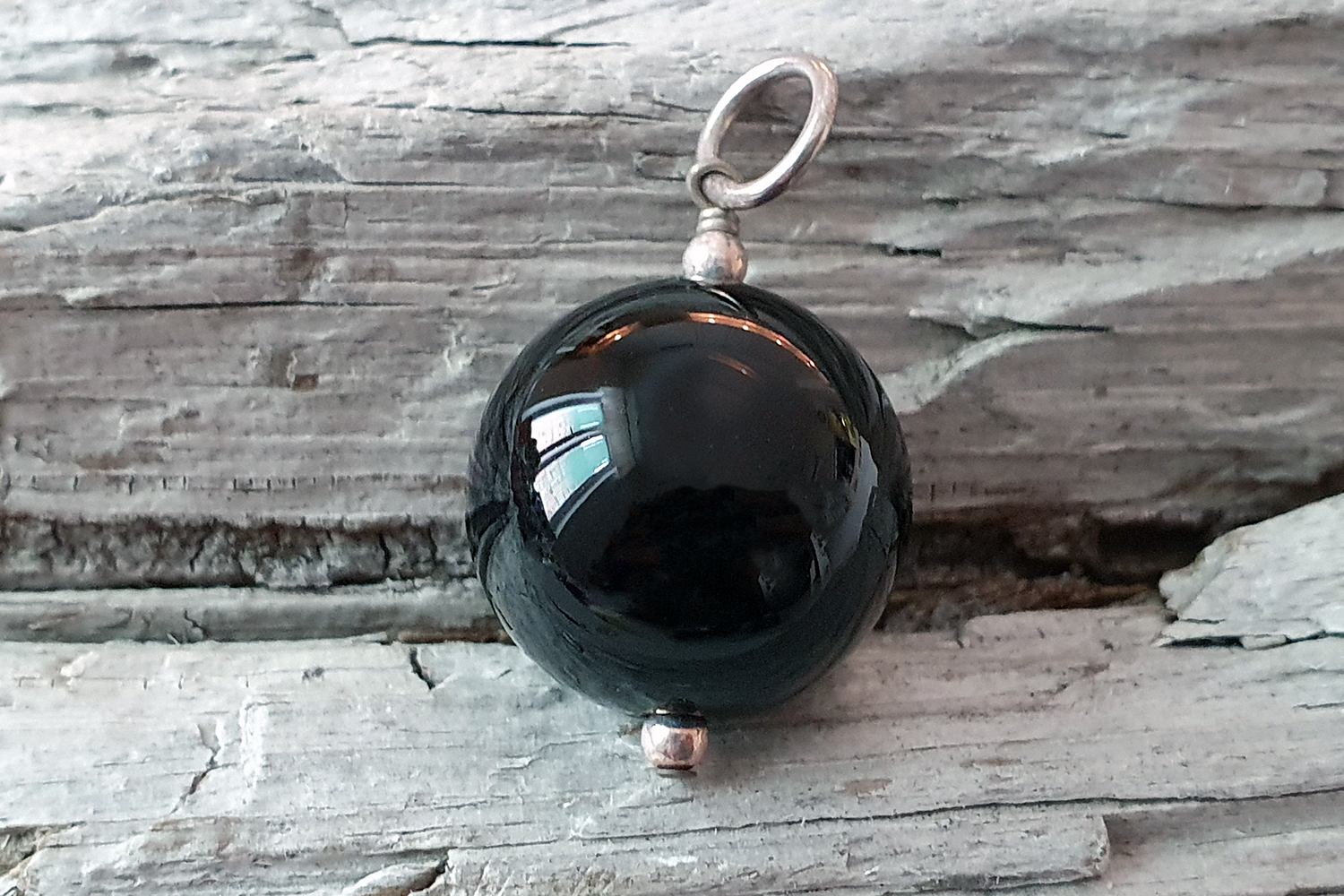 JOD Bubbles: Svart onyx, kula 20 mm, hänge 925-silver
