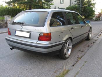 BMW 320 Touring. Eskilstuna