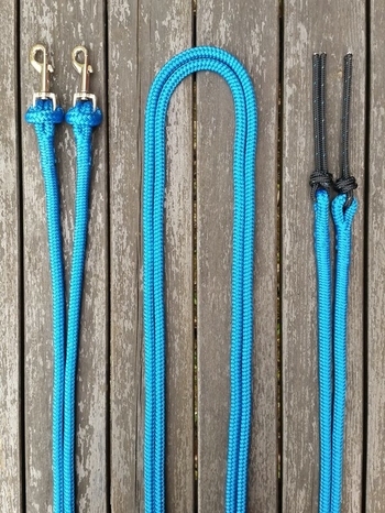 Split reins with removable snaps and rope poppers