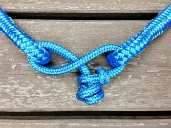 Neck rope with rope connector