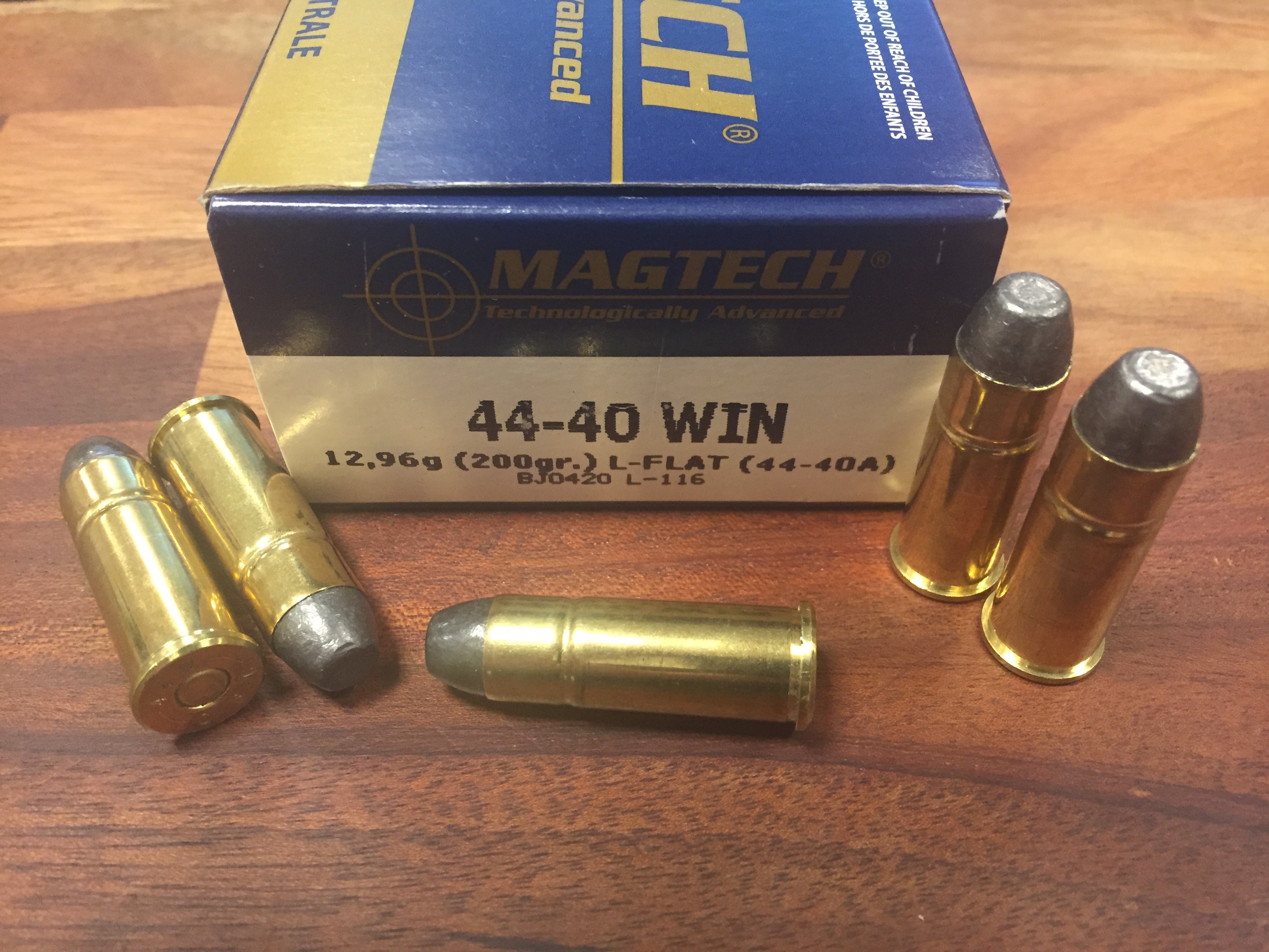 44 40. Калибр 44-40. Патрон 44 Winchester. 44-40 Калибр патрон. .44-40 Winchester.