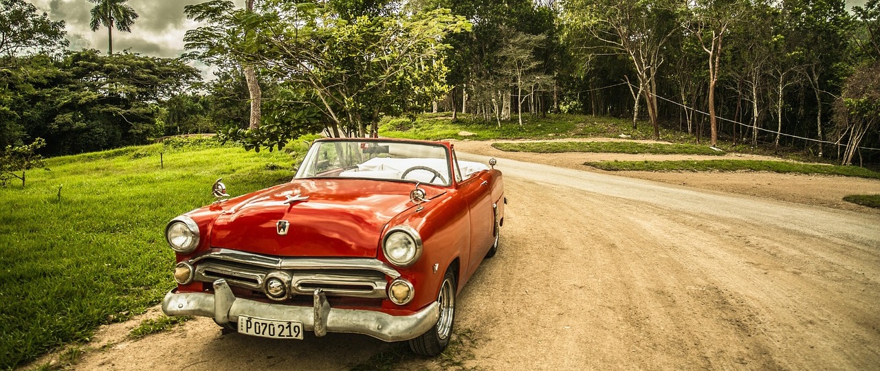 OLJOR TILL ÄLDRE BILAR Entusiastfordon och jänkare 