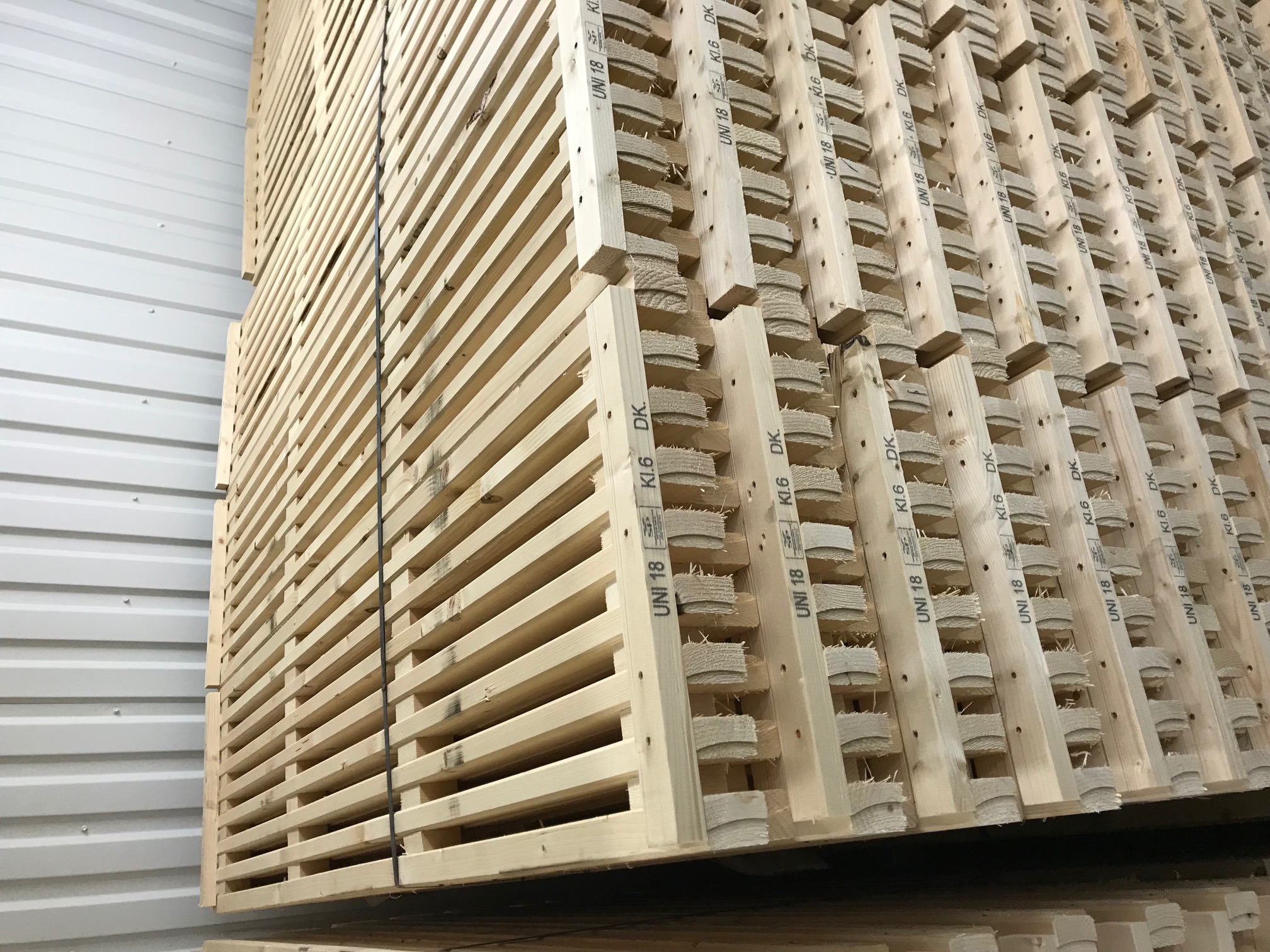 Ställningstrall 1400 mm | 30 pack 