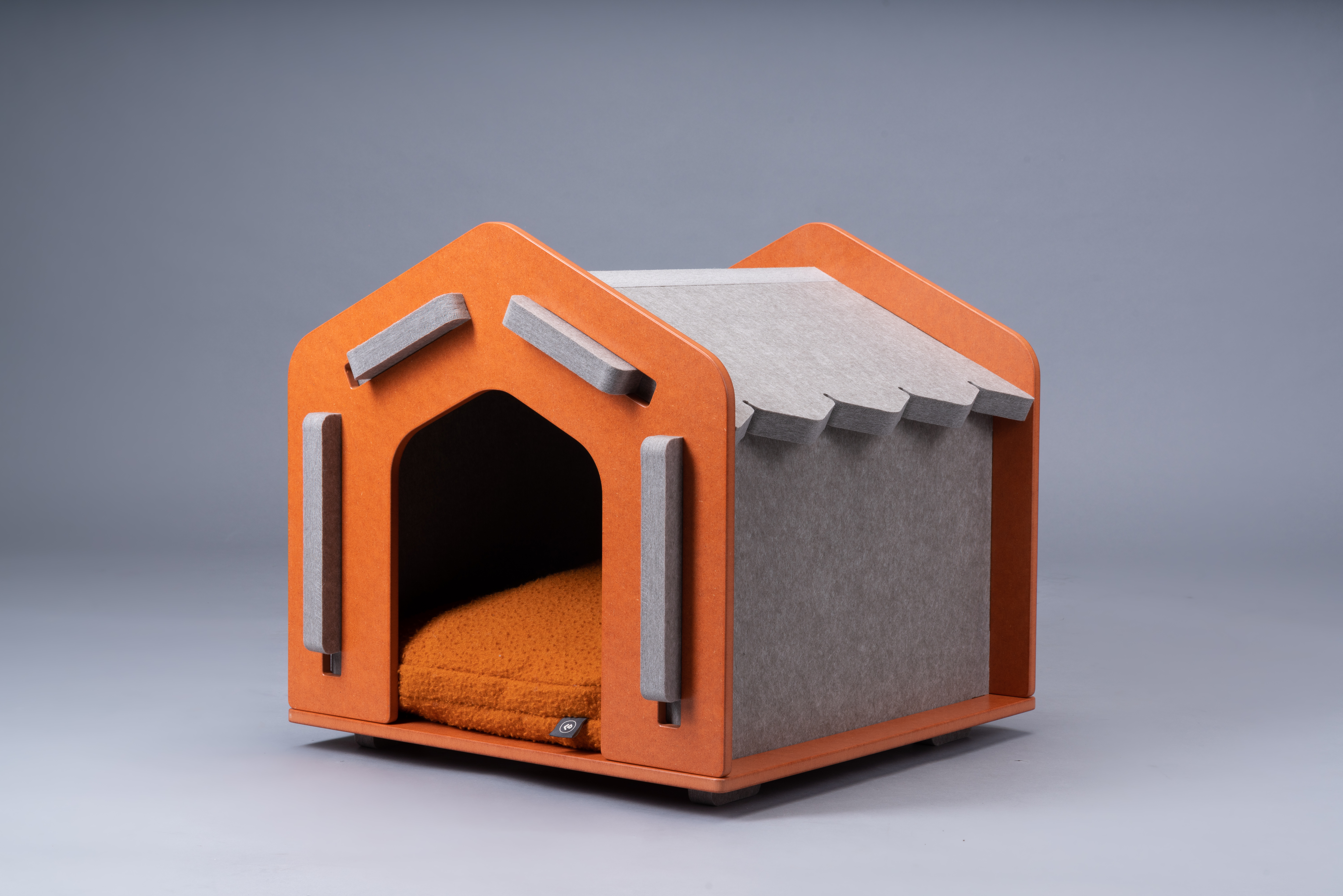 Pillow Villa Dog And Cat House