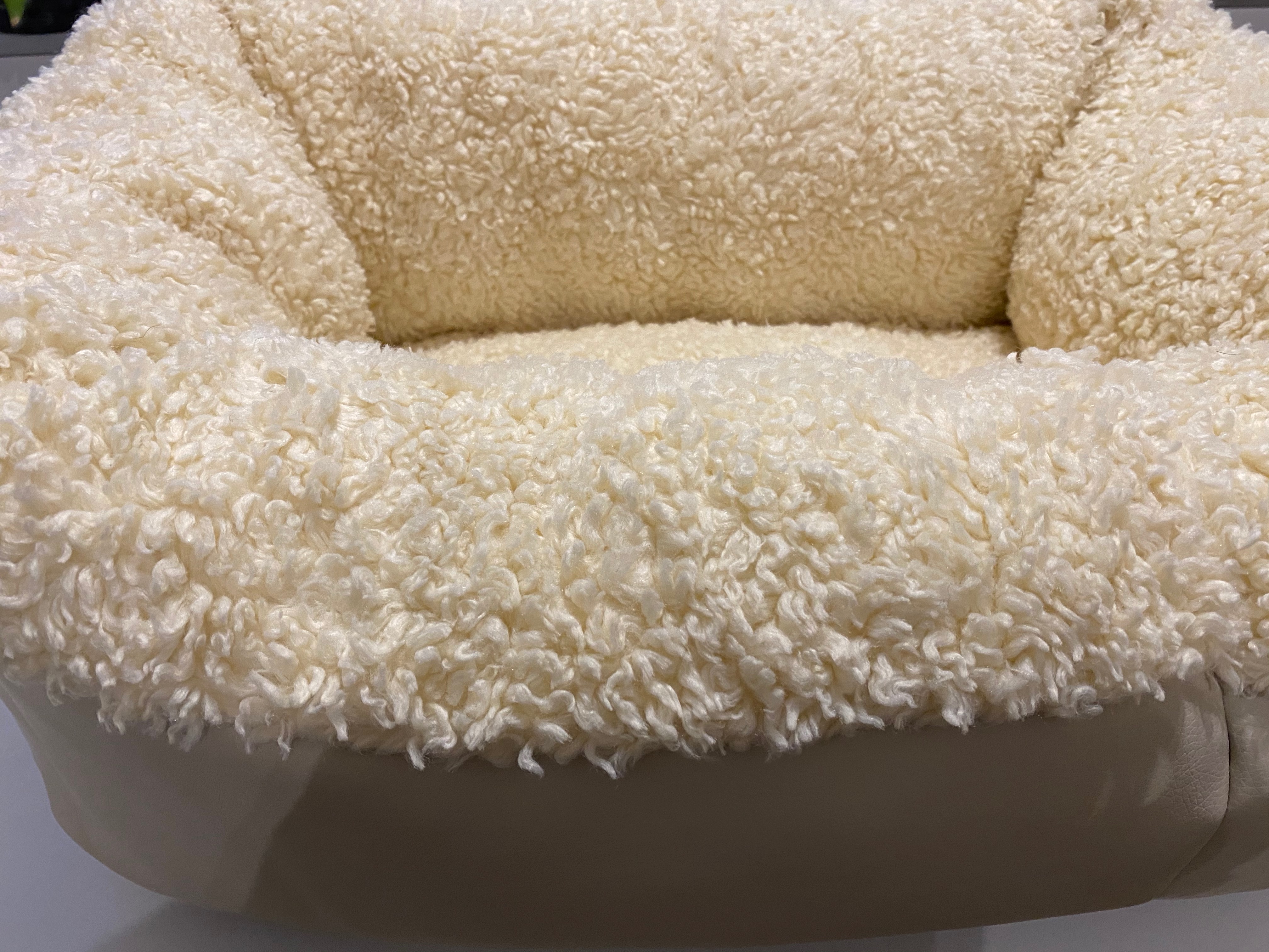 Metizo Dezign Bed Beige Rectangular - 2