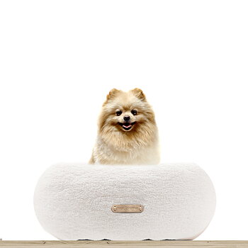 Milk & Pepper Fjord Donuts Fourrure Mouton Blanc Dog Bed