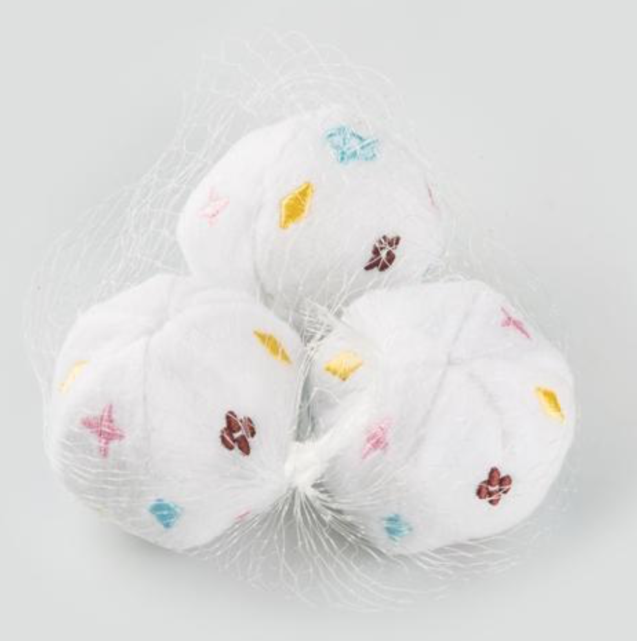 Haute Diggity Dog White Chewy Vuiton Activity House With Associated 3 Balls - 2