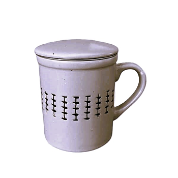 Mug Gura (Latte) with Lid and Tea strainer.