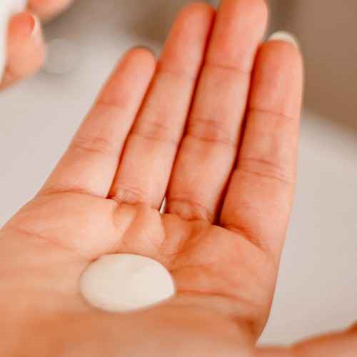 Sensitive Cleansing Milk- Pitta Eko. 200ml, Lakshmi - 4