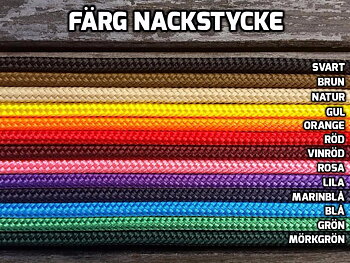 Nackstycke med repgrimmeknytning och dekorativa knopar