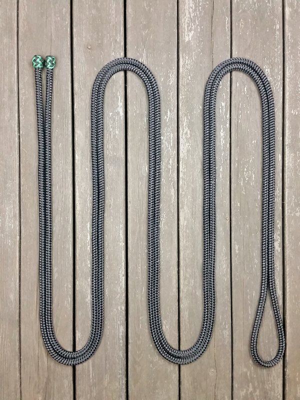 Mecatetygel med ändknopar