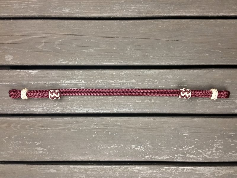 Rakt pannband med dekorativa knopar - 2
