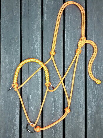 Flätad repgrimma med löpande ledrepsring