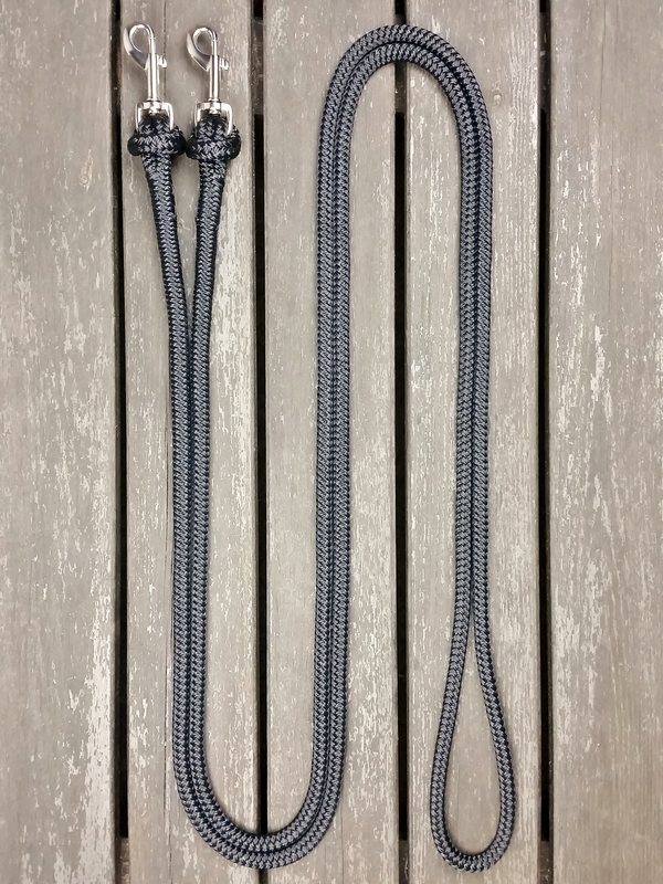 Loop reins with removable snaps
