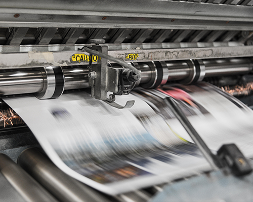 Digital publicering vs. tryckt: Analysera för- och nackdelar i modern tid