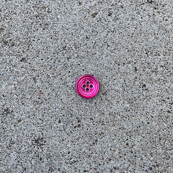 Pärlemorknapp 12mm cerise skimrande