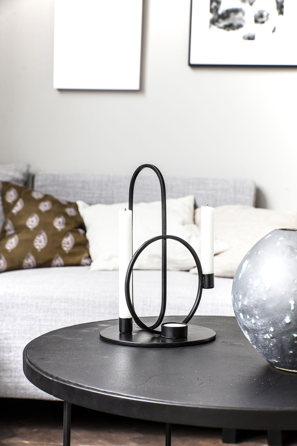 CANDEL STAND CIRQUE BLACK