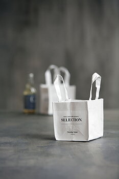 BAG W. 4  DIVIDERS