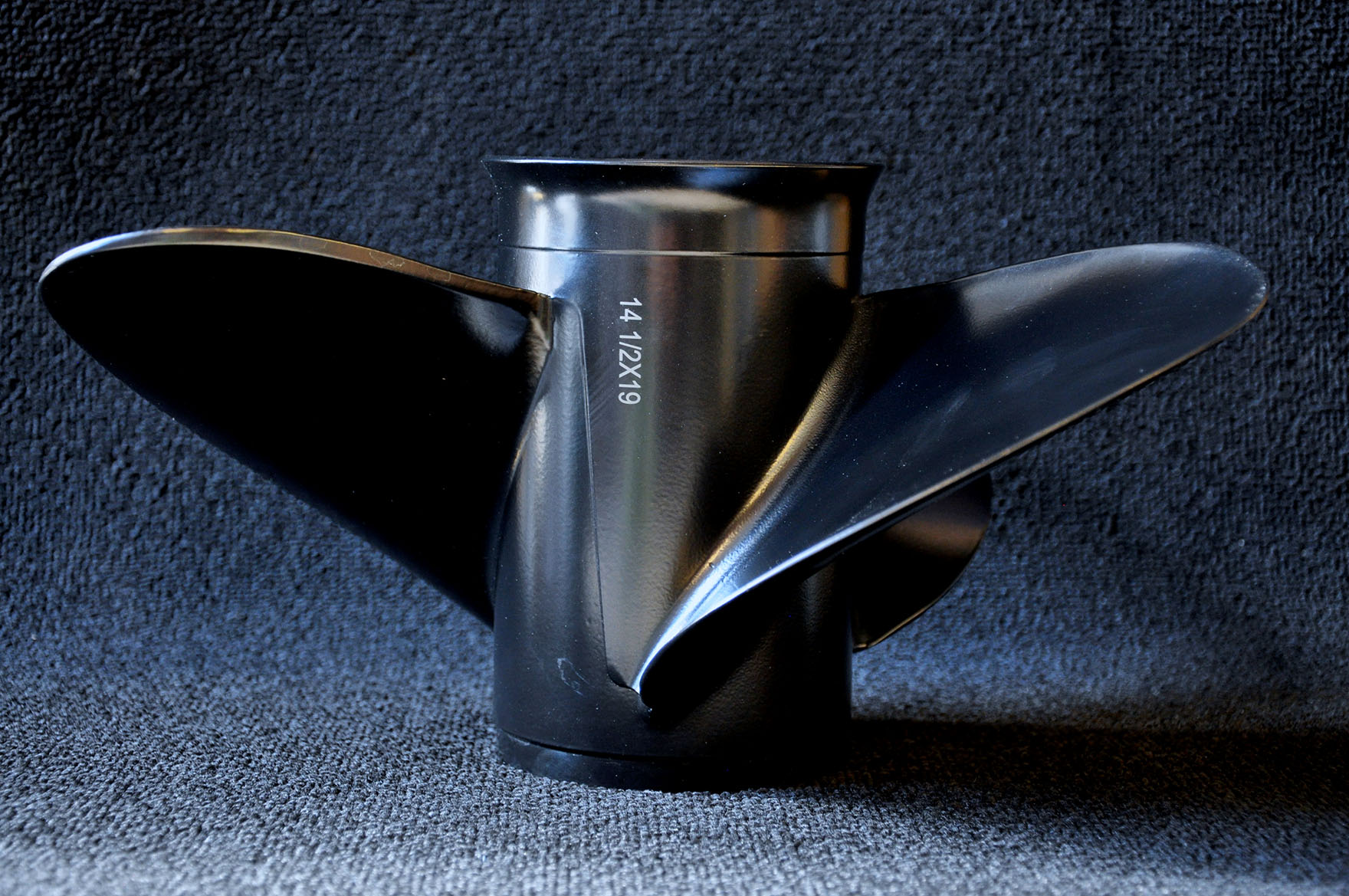 TOHATSU/NISSAN 14 1/2 X 19 - 4