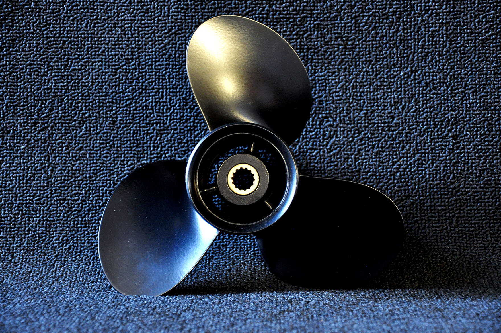 TOHATSU/NISSAN 9.25 X 9 - 4